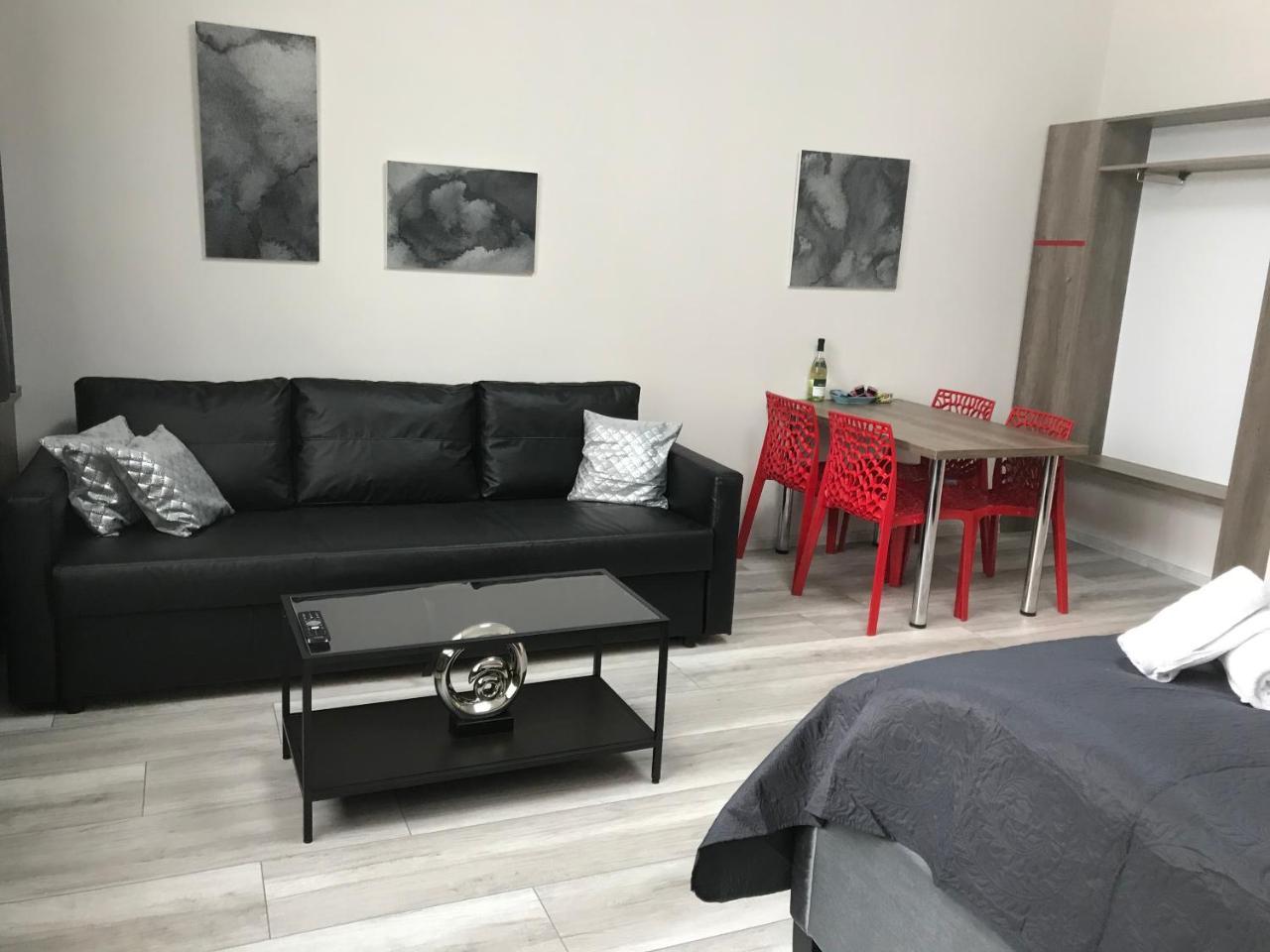 Old Town Boutique Apartments Liberec Extérieur photo